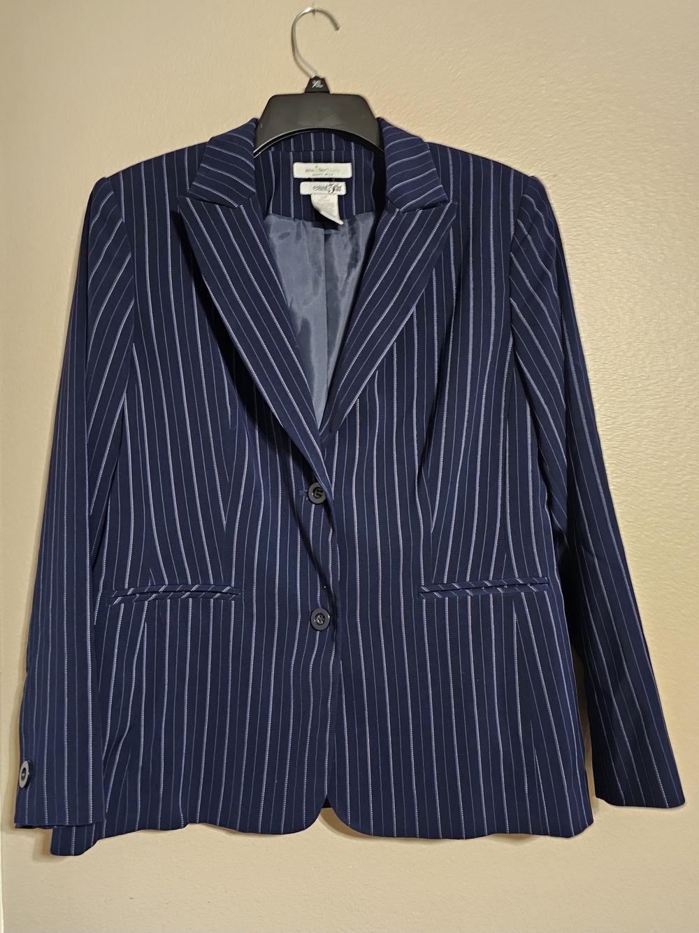 VINTAGE East 5th Navy and White Pinstripe Blazer